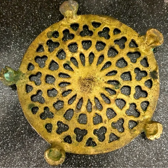 Brass Trivet - Picture 3 of 5